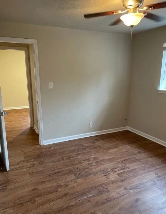 Photo - "Charming 3-Bedroom Retreat with Fireplace in Prime Jonesboro Location!" Unidad B