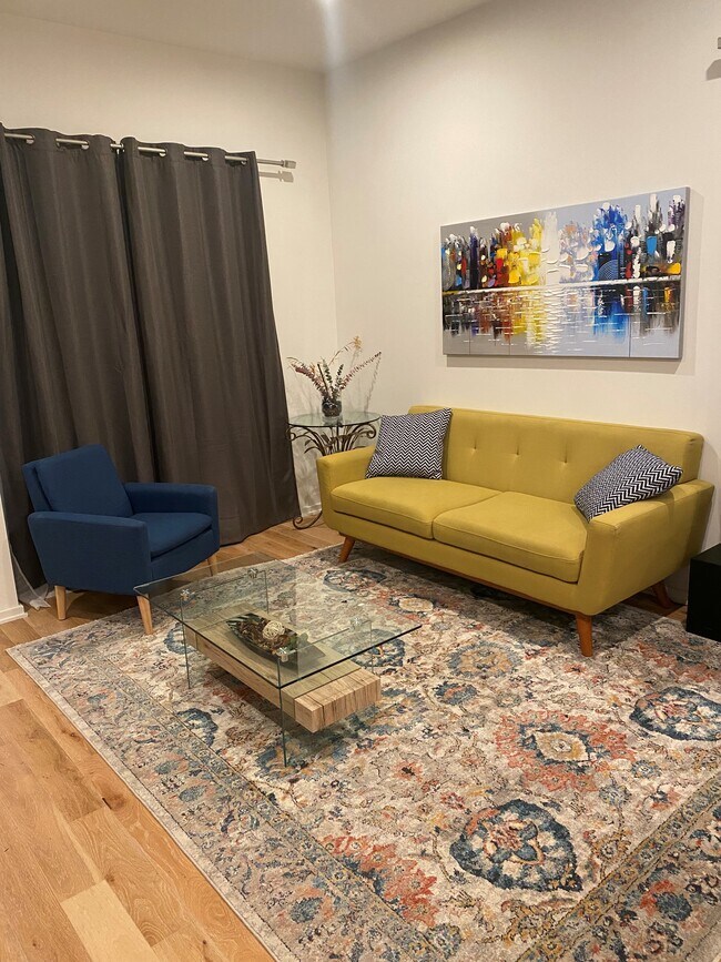 Photo - 1643 Guilford Ave