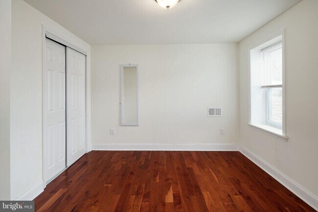 Photo - 1510 Brown St Unidad 3