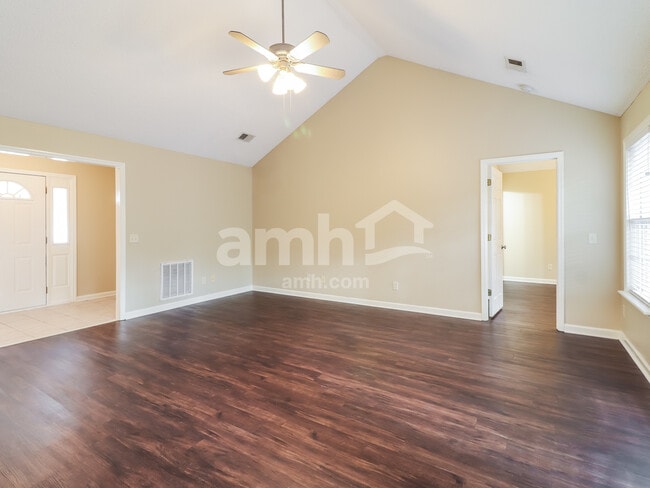 Photo - 44 Westminister Pl