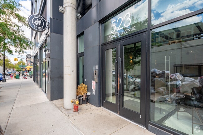 1134 Fulton Street
