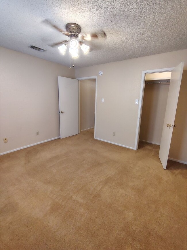 Photo - 806 N Sherman Ave