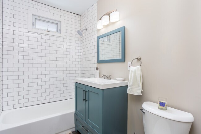 Photo - 34 Court Park Unit 3