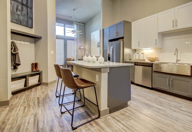 Stylish Kitchens - The Edison at Frisco Apartments