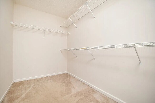 Photo - 401 Kingfisher Dr