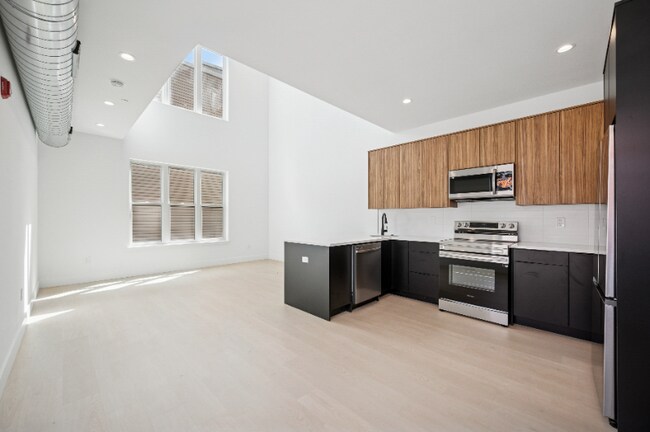 Photo - 1653 N 6th St Unit B201