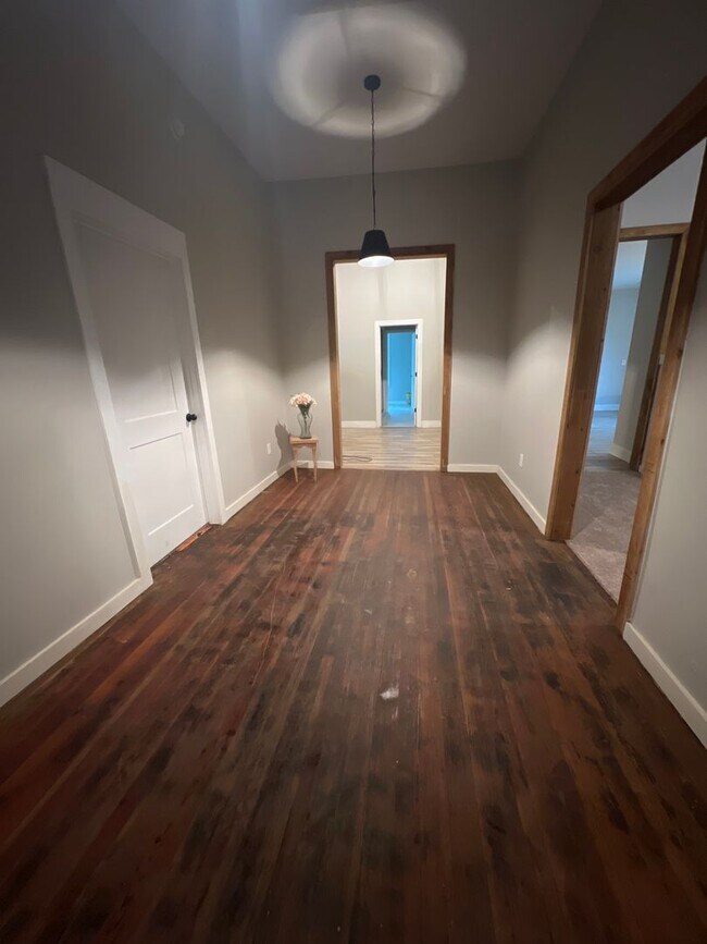 Photo - 400 Ave A Unit A