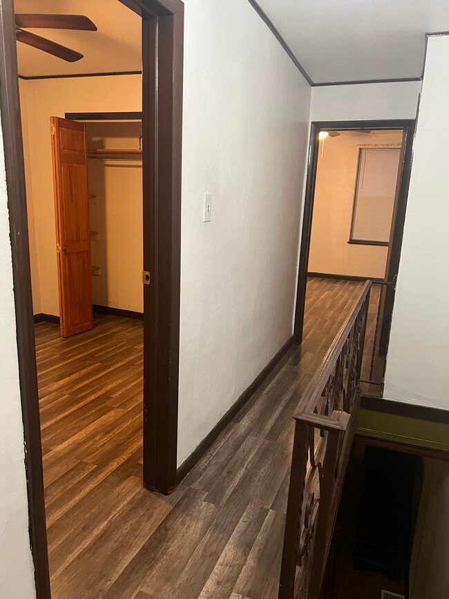 Photo - 2439 S Iseminger St