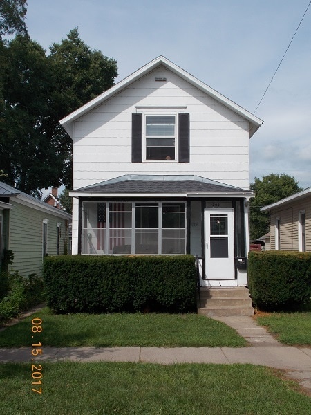 Building Photo - 202 E Sanborn St Rental