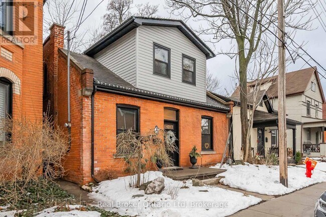 Photo - 14 Alanson St