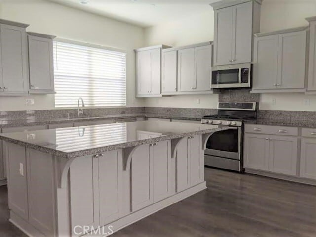 Photo - 15940 Ellington Wy