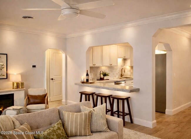 Photo - 804 Oak St