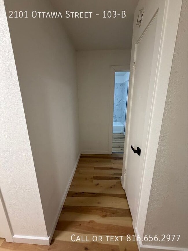 Photo - 2101 Ottawa St Unit 103-B