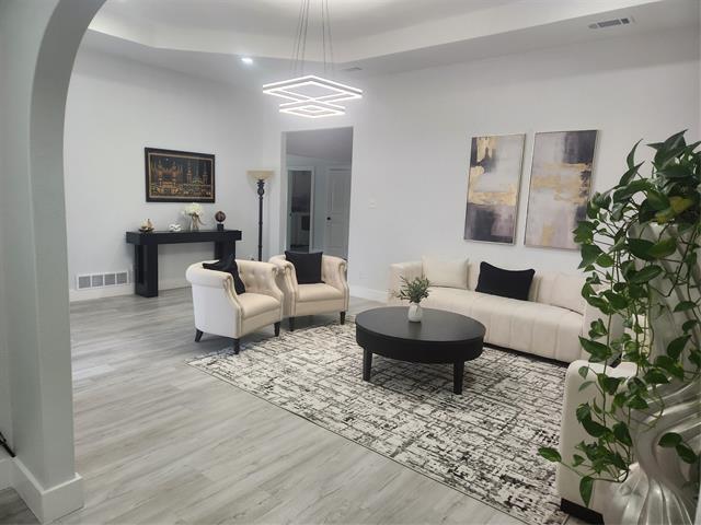 Photo - 6413 Stilwell Rd