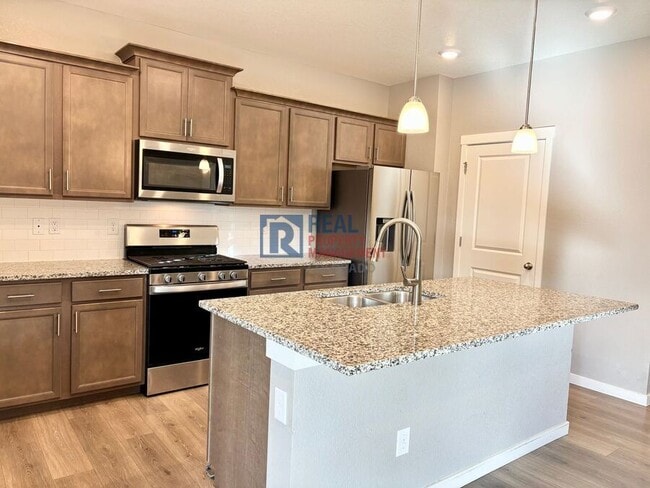 Photo - 2051 Rosette Ln