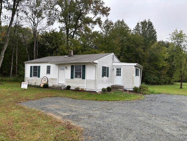 Photo - 7121 Quaker Neck Rd