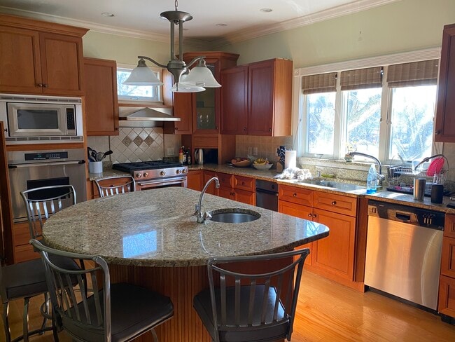 Photo - 6 Saint Paul St