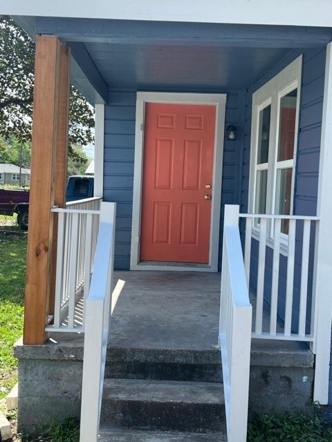 Photo - 6218 Woodrow St