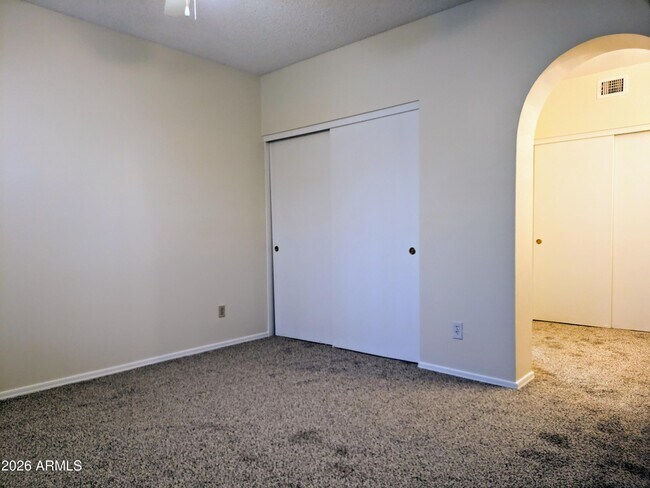 Photo - 6550 N 47th Ave