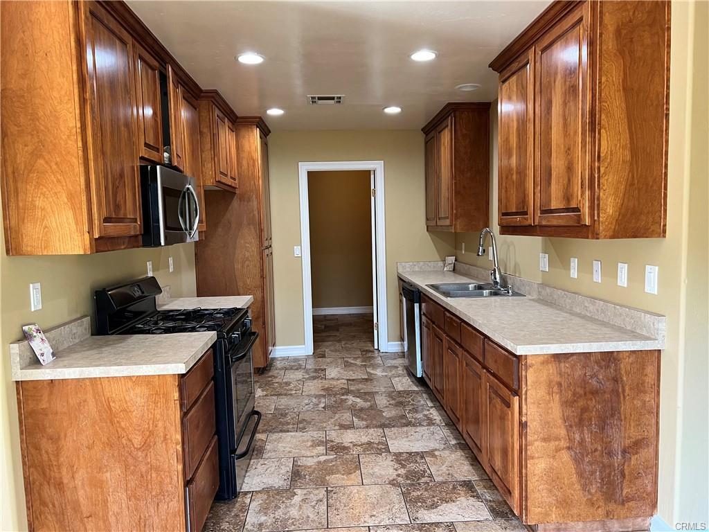 Photo - 1111 Parkview Ln