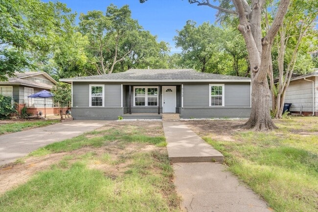 Building Photo - 6124 Sundown Dr Rental