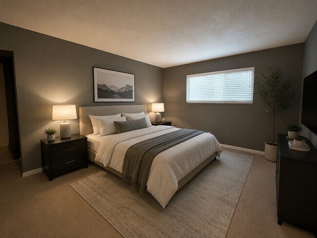 176 Maple Ave Unit 3-2