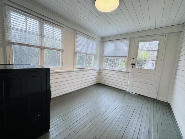 Photo - 821 N Ewing St