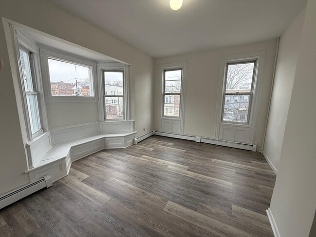 Photo - 4619 Park Ave