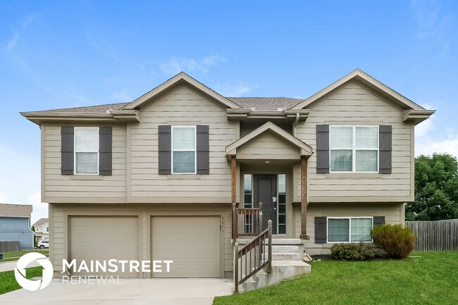 Building Photo - 9810 E 220th St