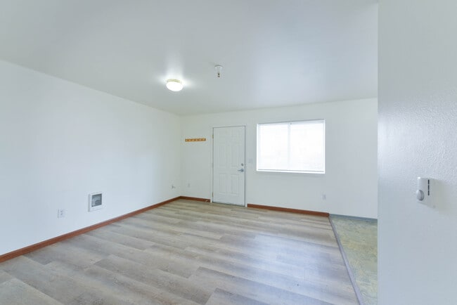 Photo - Baker Square Apartments