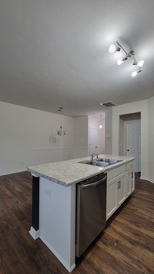 Photo - MOVE-IN SPECIAL! 1/2 OFF 1st MONTHS RENT.