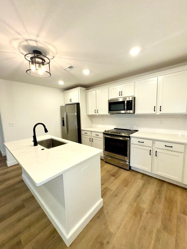 Photo - 2365 S Bearfield Rd