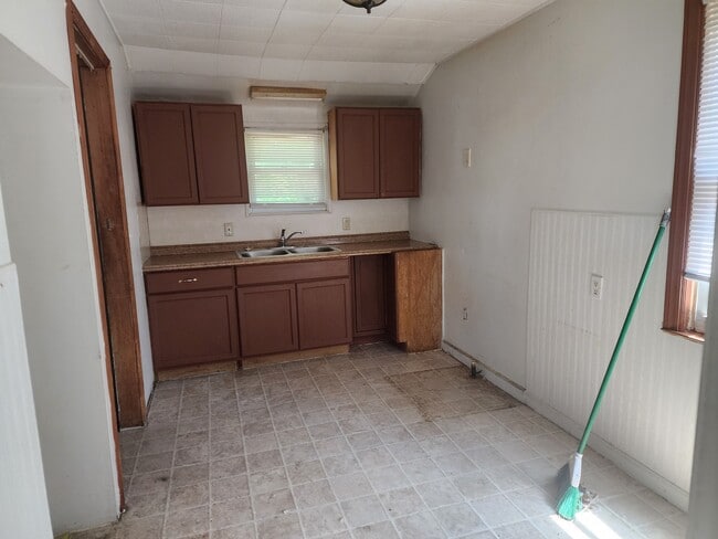 Photo - 12766 Dale St