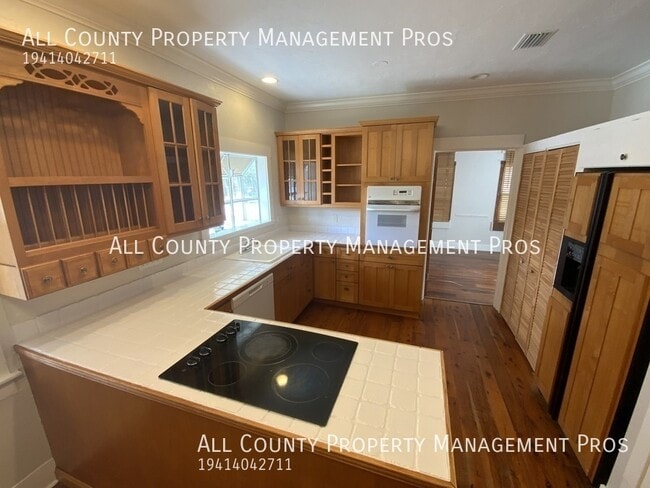 Photo - 1150 Pattison Ave