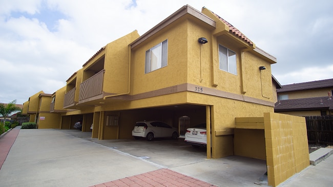 Building Photo - CV Roosevelt Unit 10 Rental