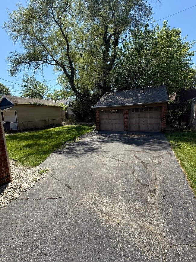 Photo - Powhattan2677 Unit Lower