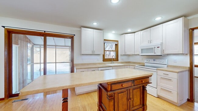 Photo - Available August 2026!  Beautiful Home in North Ames