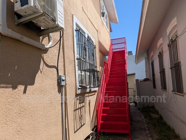 Photo - 2904 W Chestnut St Unit Apt 2