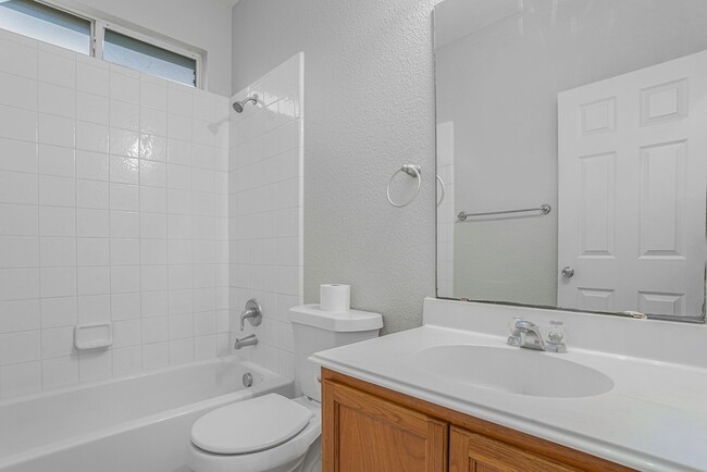 Photo - 14604 Eaglemont Dr