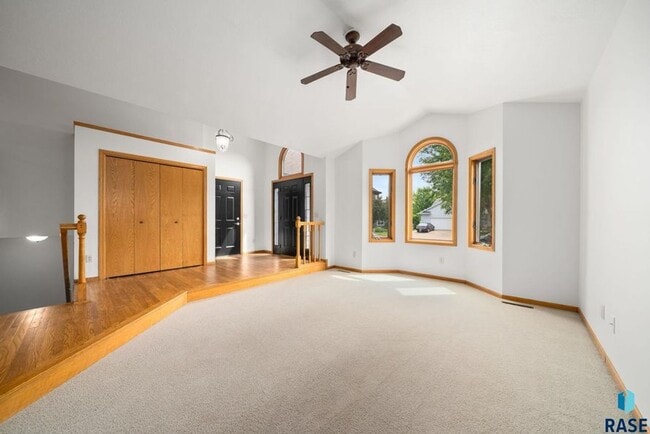 Photo - Charming Multi-Level Home! Large Backyard,...