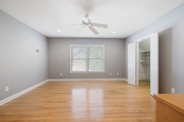 Master - 4207 Kirtland Rd Unit Linda