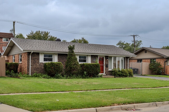 Building Photo - 7119 Stanford Dr