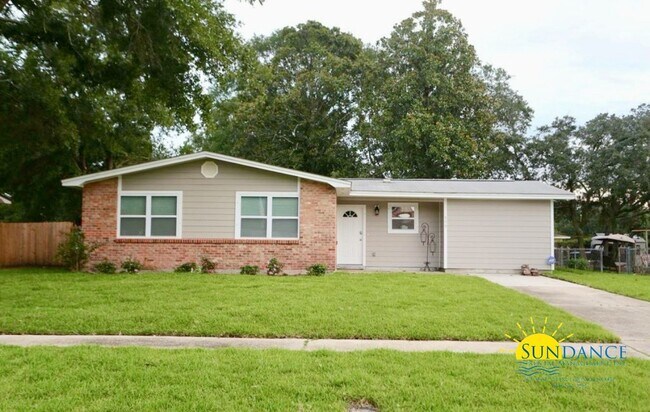 Renovated 4-Bedroom Home in Central Fort W... - Renovated 4-Bedroom Home in Central Fort W...