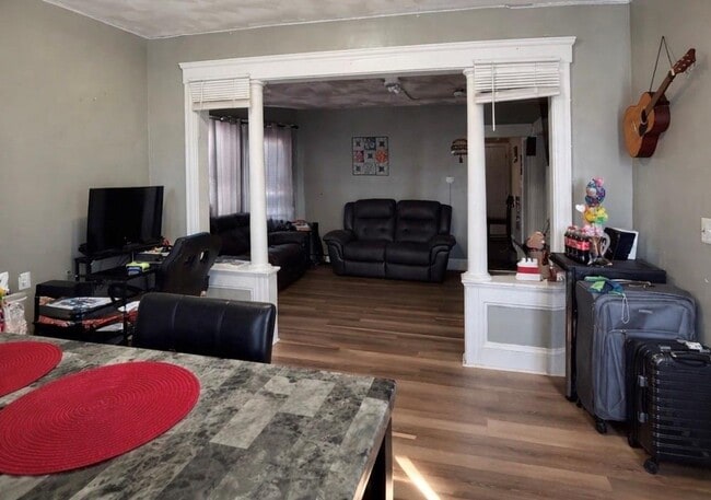 Photo - 55 Alton St Unidad 2