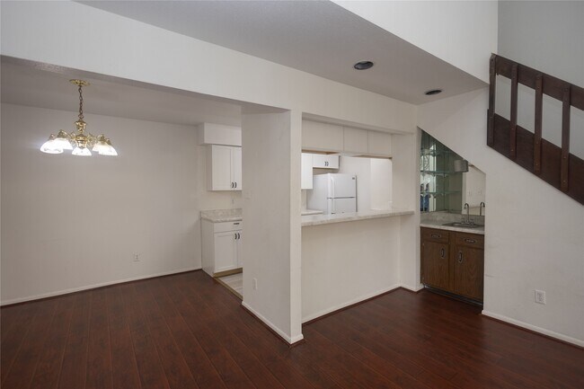Photo - 8100 Cambridge St Unit 89