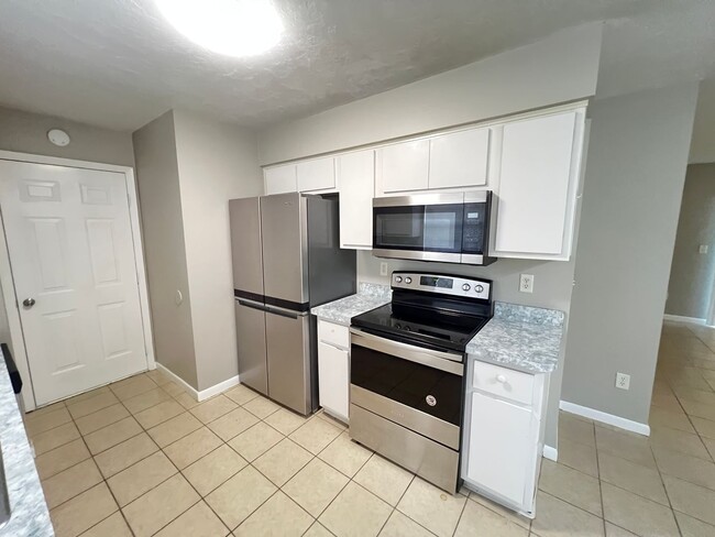 Photo - Lovely 3 bd/2 ba home in Summerfield!
