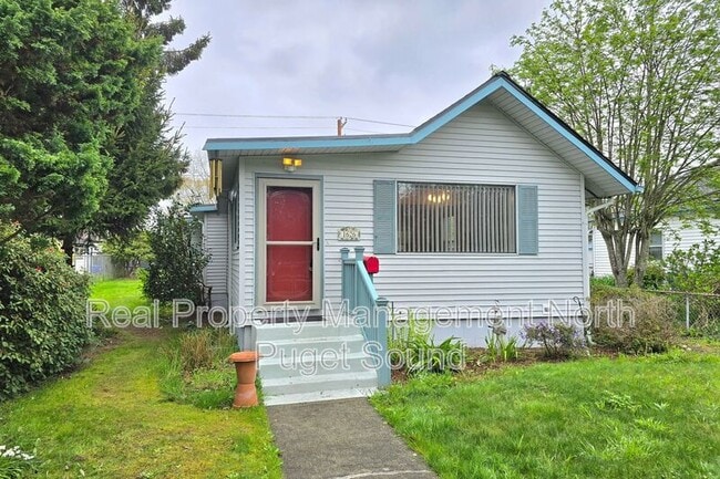 Photo - 1626 Rainier Ave