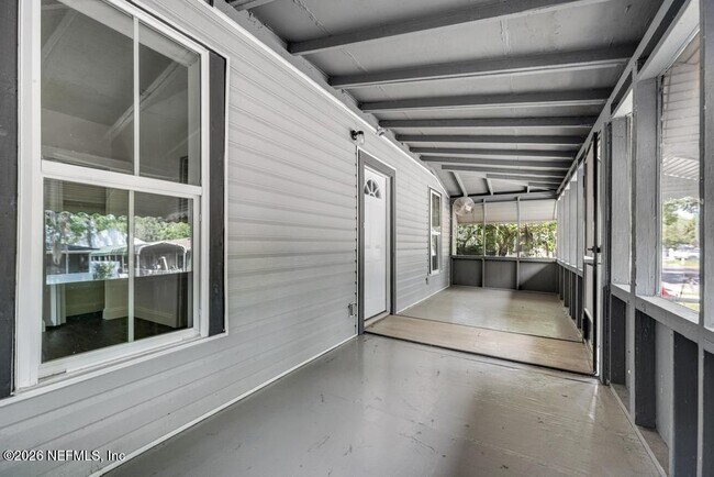 Photo - 2410 Mc Quade St