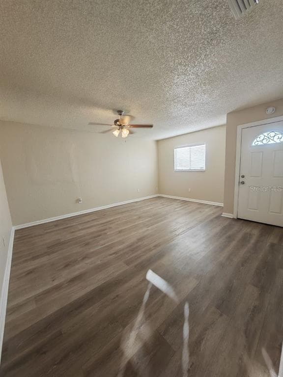 Photo - 1120 Union St S