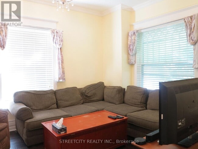 Photo - 173 Mt Pleasant Ave